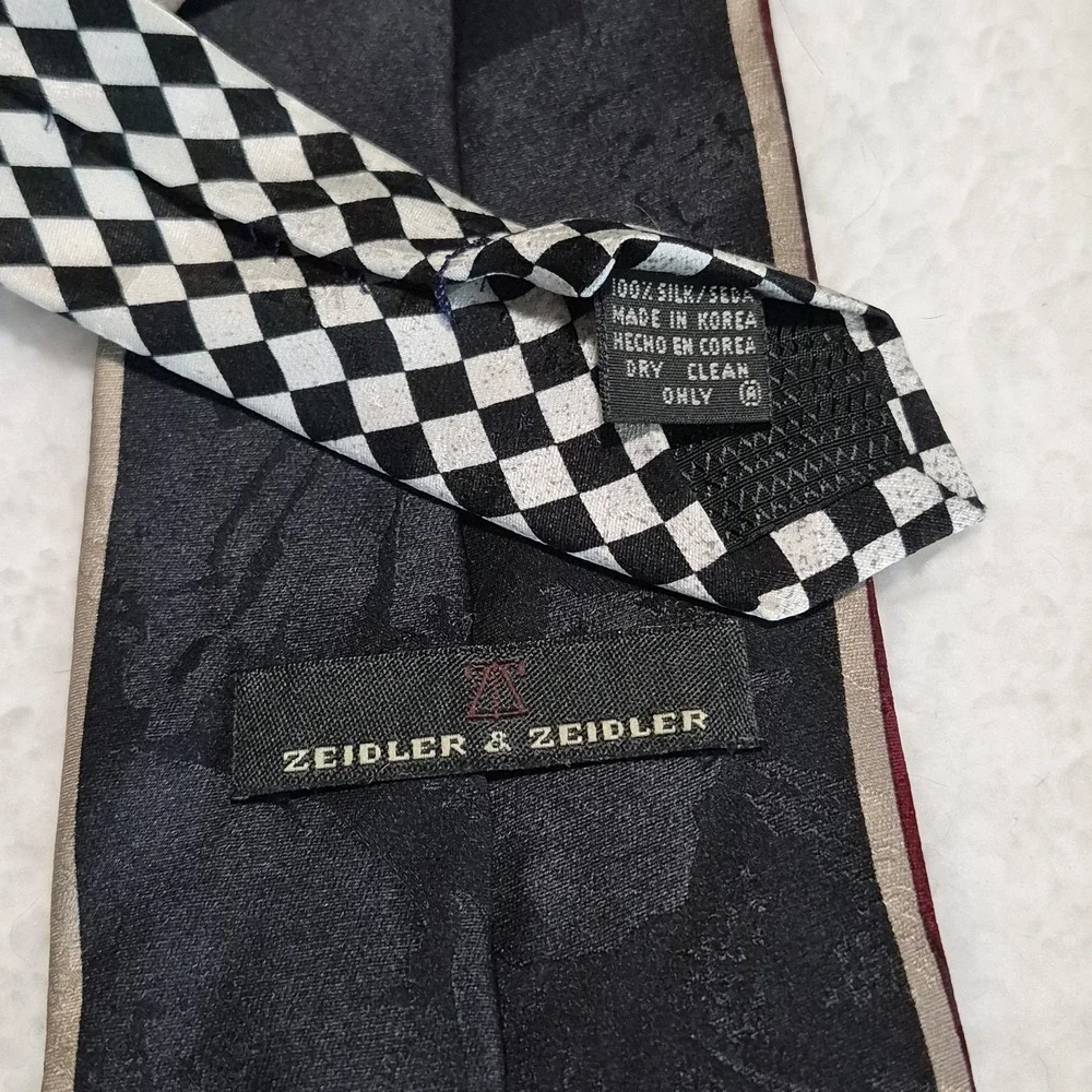 Zeidler & Zeidler Men's Silk Tie Art Deco Style Red Black White Check 60